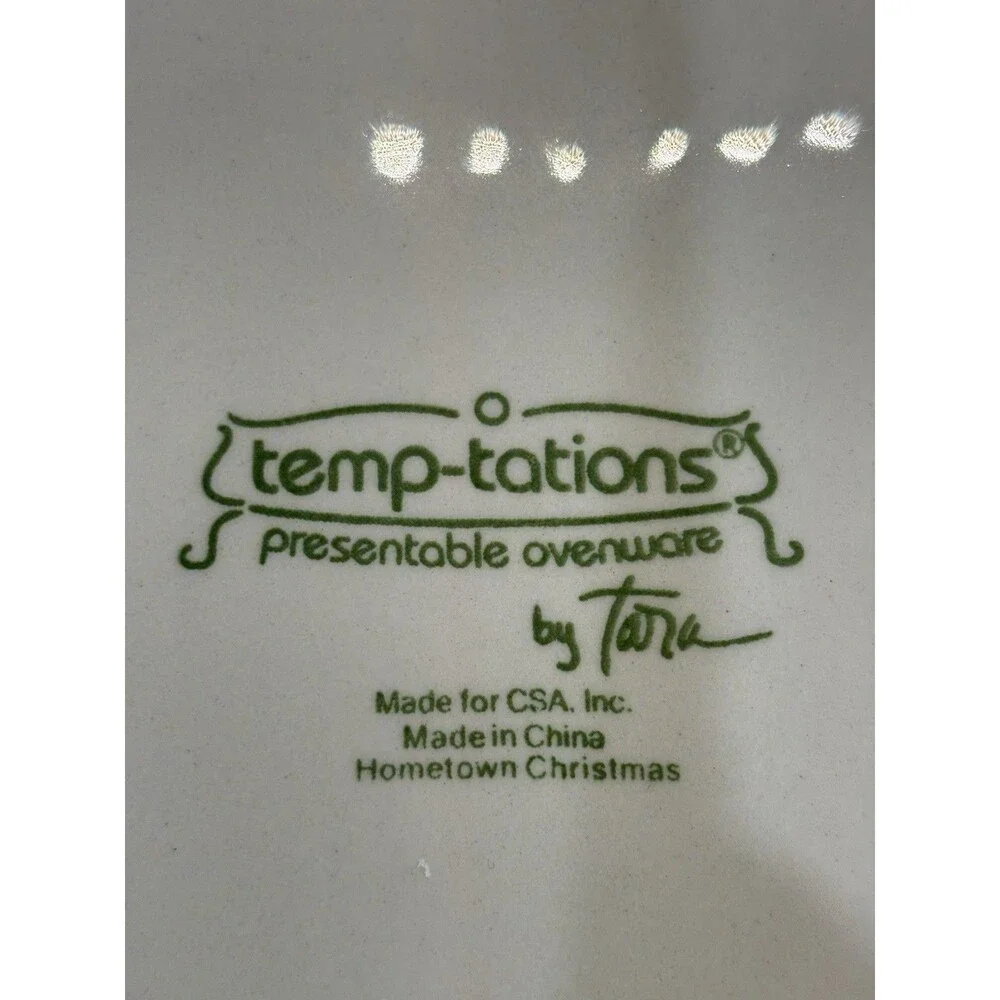 Temp-tations by Tara Hometown Christmas Large 9” Dish With Trivet Lid Wire Rack